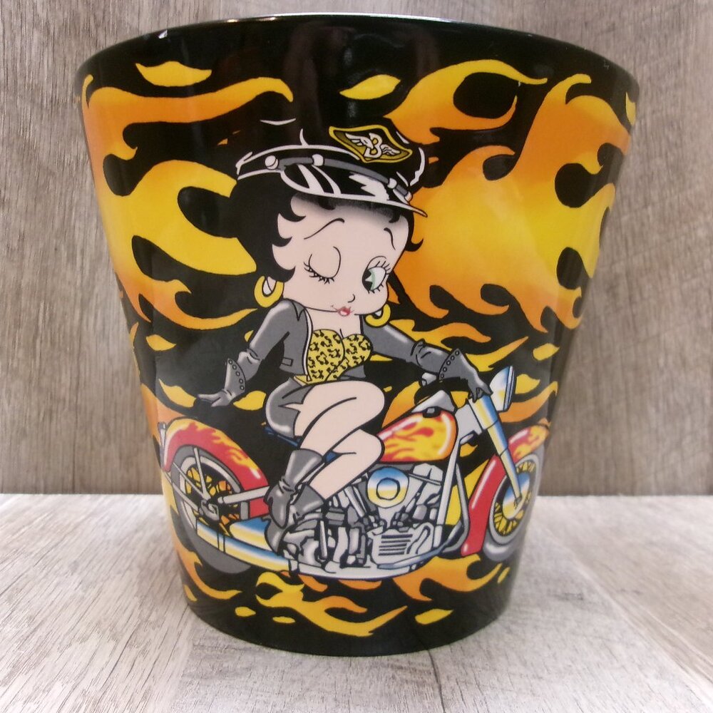 King Feature Sindicate Inc. / Fleisher Studios Inc., 2005, Biker Betty Boop